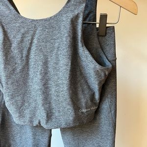 Outdoor Voices Set (Top size S and Bottom size M)